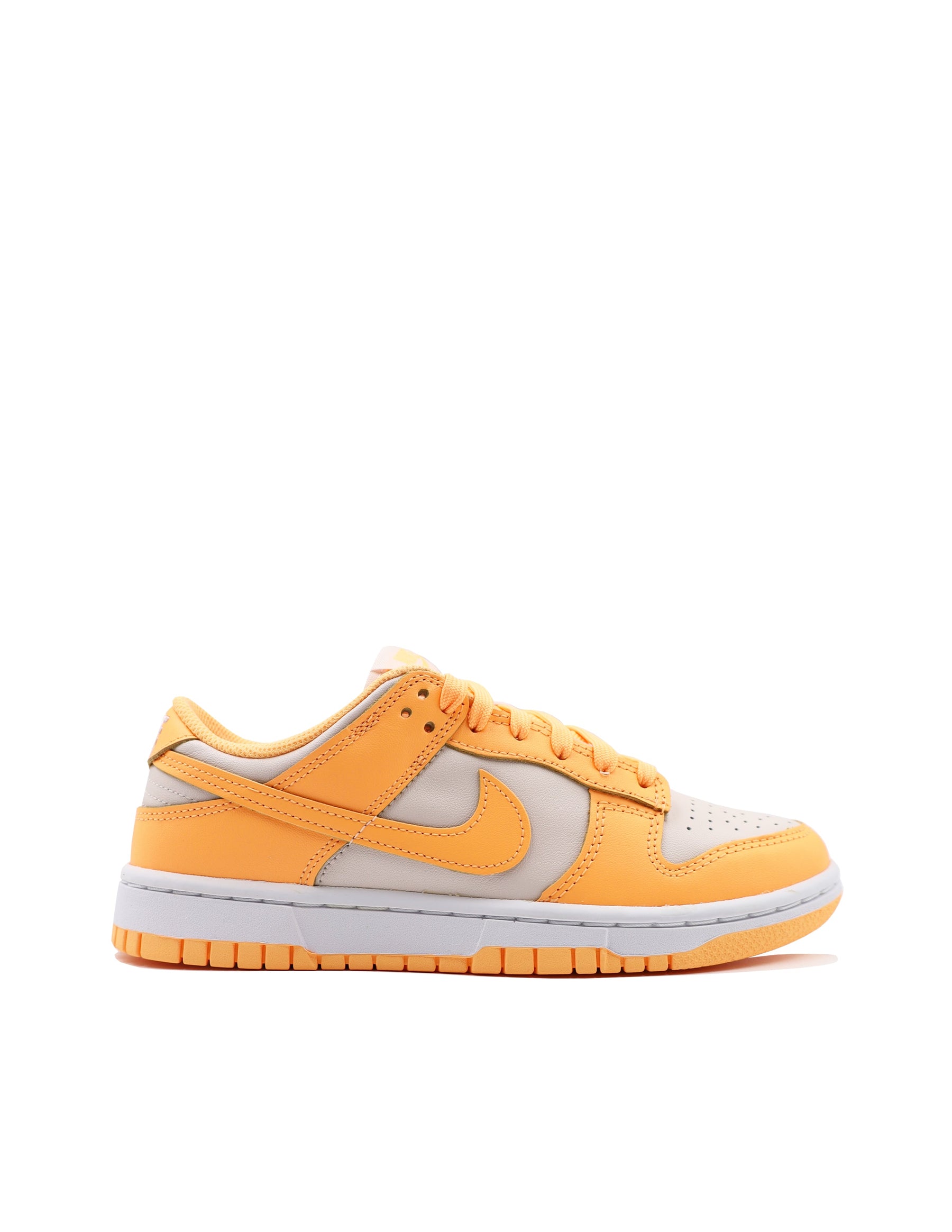 Nike Dunk Low "Peach Cream" (W)